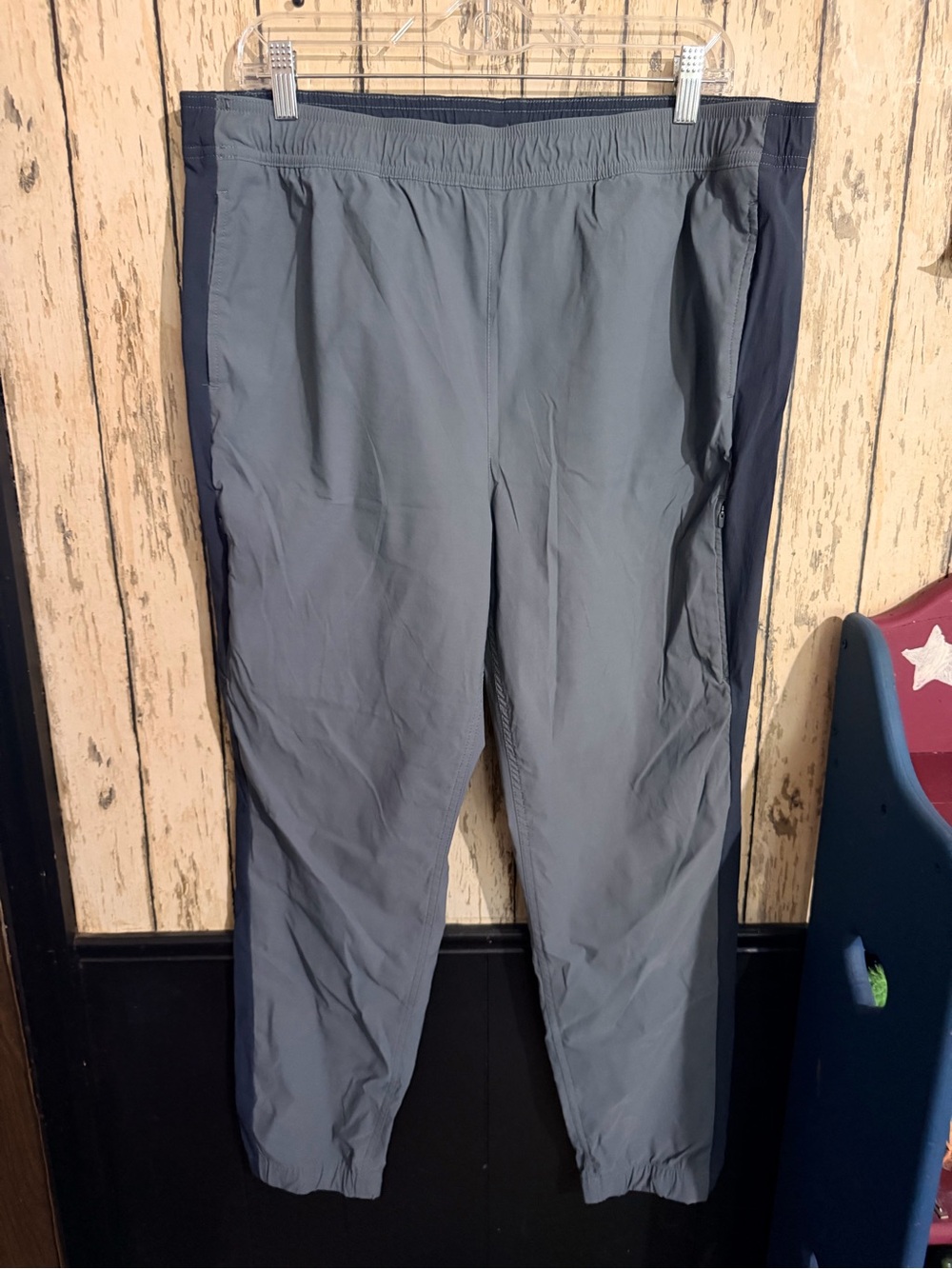 Eddie Bauer First Ascent Women’s 16 Hiking Pants Blue Gray Pull On